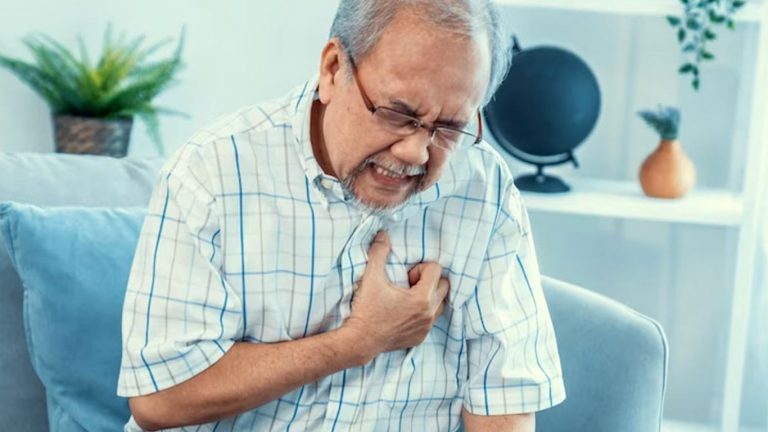 Heart Attack: గుండెపోటుకు ప్రధాన కారణాలేంటో గమనించారా ఎప్పుడైనా.?