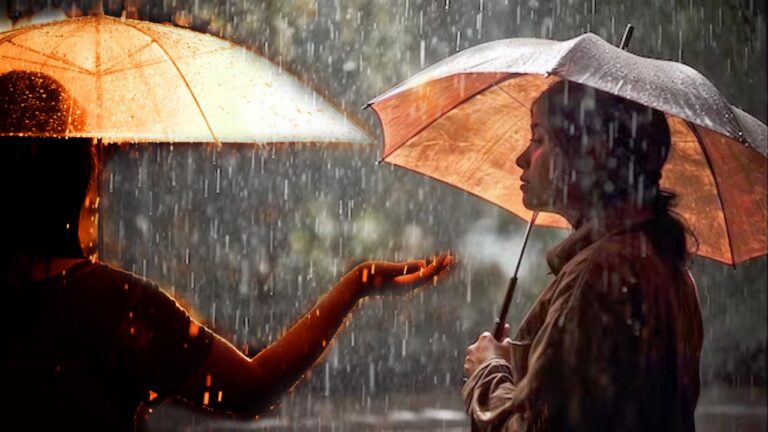 Weather Update: బంగాళాఖాతంలో తీవ్ర అల్పపీడనం.. తెలుగు రాష్ట్రాల్లో భారీ వర్షాలు