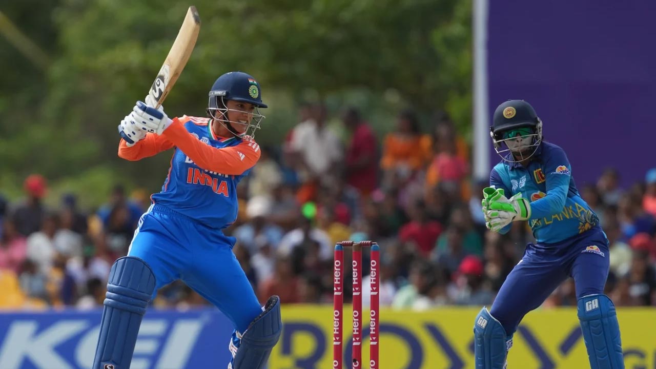 IND-W vs SL-W: భారీ స్కోరు చేసిన భారత్.. శ్రీలంక టార్గెట్..?