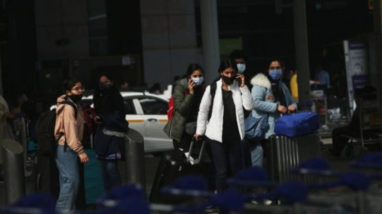 Donald Trump: ట్రంప్ ప్రకటనతో భారతీయ విద్యార్థుల్లో వణుకు.. వారి బాధలు వారి మాటల్లోనే…