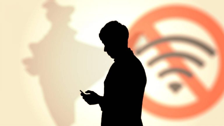 Internet Shutdown: 24 గంటల పాటు ఇంటర్నెట్ బంద్..సోషల్ మీడియా యూజర్లకు హెచ్చరిక..