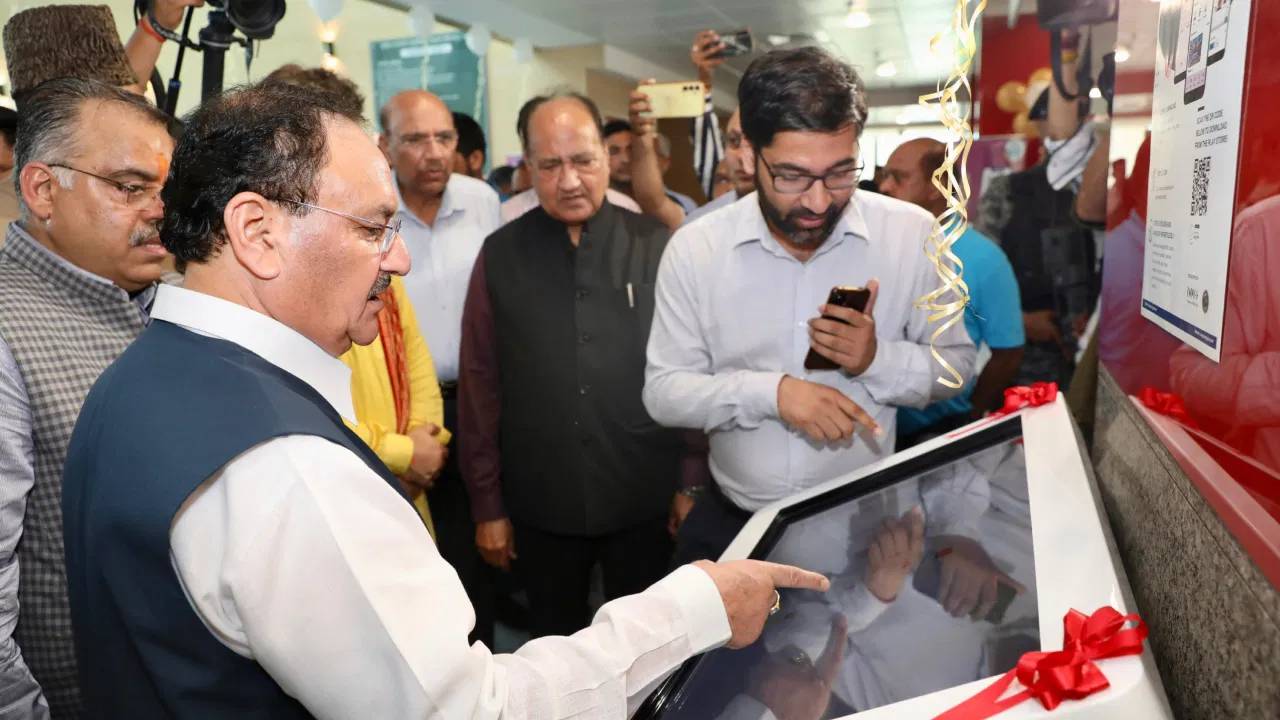 JP Nadda JK Visit: రెండోరోజూ జమ్మూకశ్మీర్ పర్యటనలో నడ్డా..జమ్మూ ఎయిమ్స్ సందర్శన