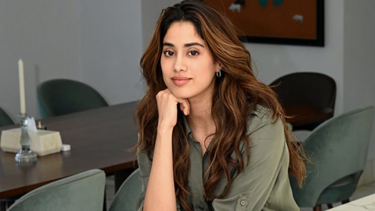 Janhvi Kapoor: జాన్వీ కపూర్‌ గురించి తప్పుగా మాట్లాడలేదు.. ప్లీజ్ వదిలేయండి: హీరో