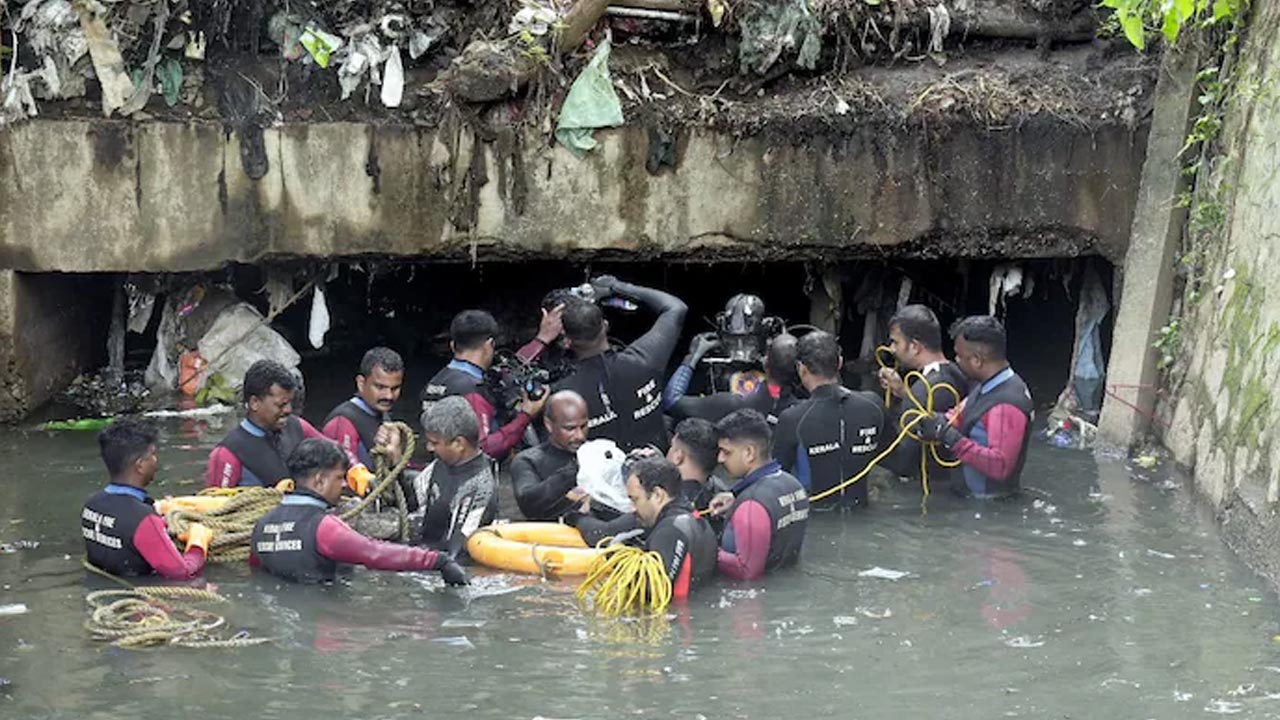 Kerala: 46 గంటల పాటు కనిపించకుండపోయిన పారిశుధ్య కార్మికుడు.. కాలువలో మృతదేహం