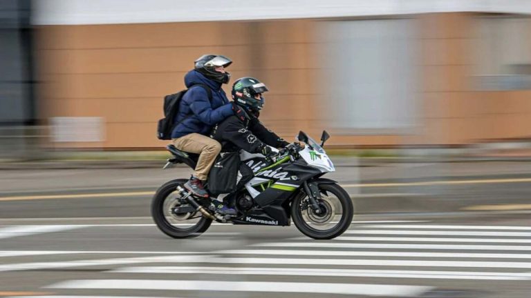 Kerala: కేరళలో వాహనదారులకు కొత్త రూల్స్.. ఇకపై ఇలా చేస్తే ఫైన్..!