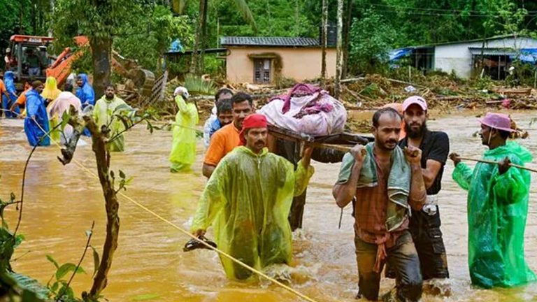 Wayanad Landslide: ప్రకృతి విధ్వంసాన్ని తన కళ్లతో చూసిన వ్యక్తి.. ఏం చెప్పాడంటే..?