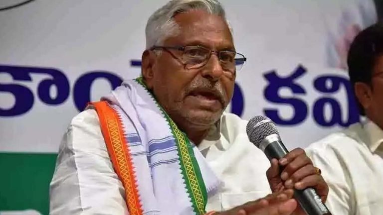 MLC Jeevan Reddy: ఇప్పటికైనా మీ విహార యాత్రను ఆపండి.. బీఆర్‌ఎస్‌ పై జీవన్‌ రెడ్డి ఫైర్‌