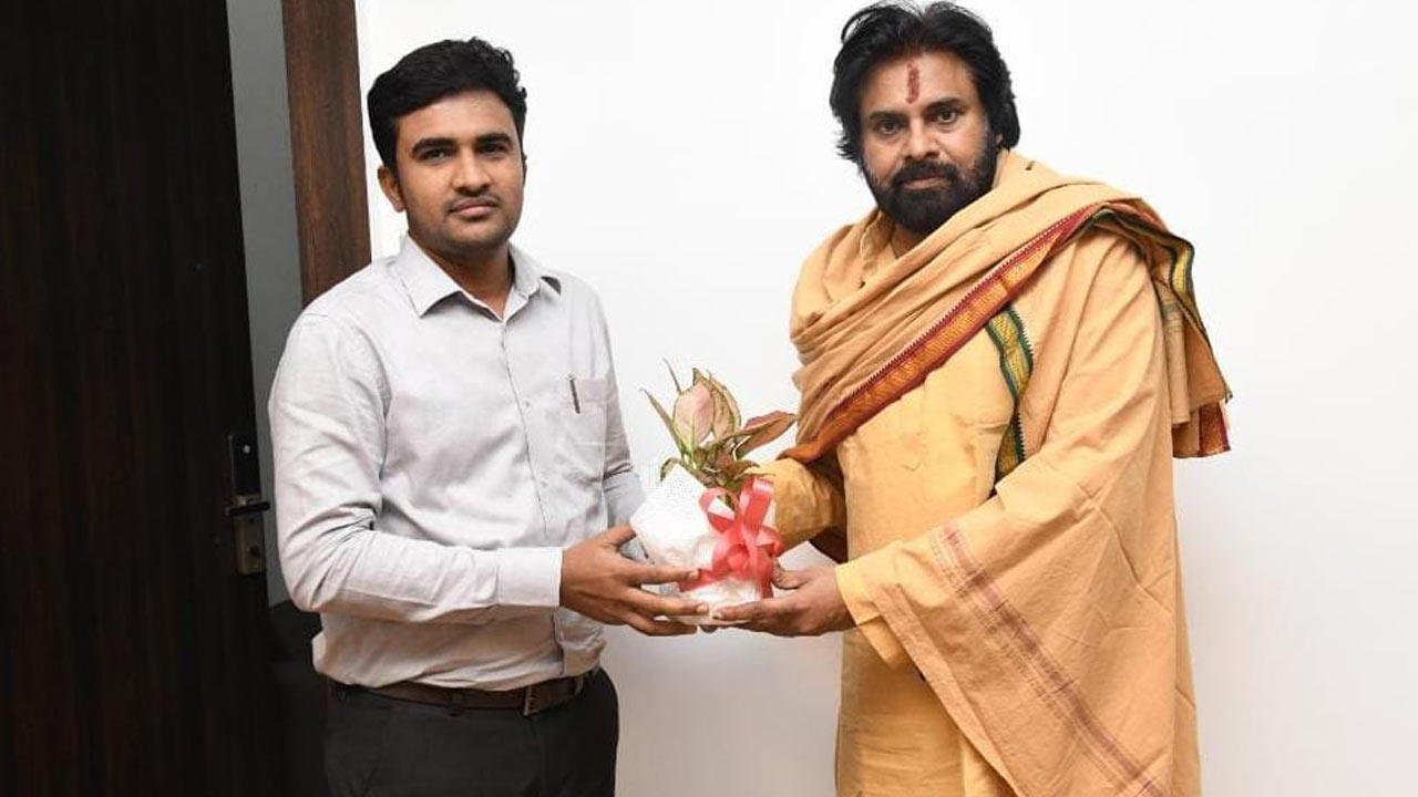 Deputy CM Pawan Kalyan: డిప్యూటీ సీఎం పవన్‌ ఓఎస్డీగా కడప ఆర్డీవో..