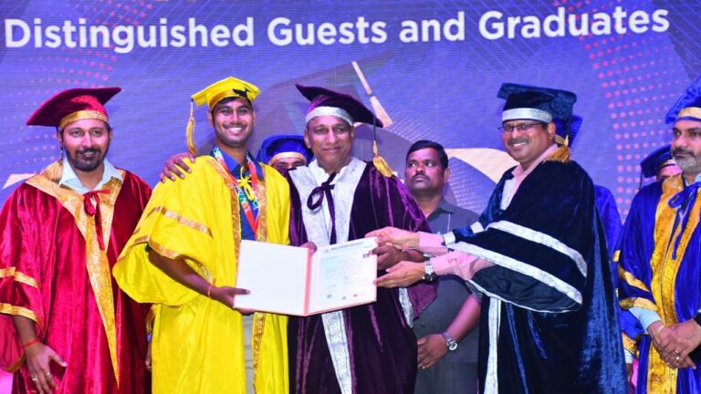 Mallareddy University: మల్లారెడ్డి యూనివర్సిటీలో ఫస్ట్ కాన్వకేషన్ డే కార్యక్రమం..