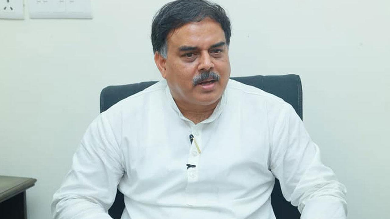 Minister Nadendla Manohar: ఉత్తరాంధ్ర జిల్లాల సమీక్ష సమావేశం.. మంత్రి మనోహర్‌ కీలక వ్యాఖ్యలు..