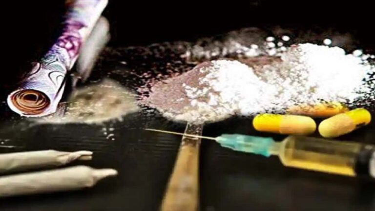 Drugs Case: నార్సింగ్ డ్రగ్స్ కేసులో ట్విస్ట్.. స్టూడెంట్ వీసాతో ఎంట్రీ.. ఆఫ్రికా నుంచి డ్రగ్స్..