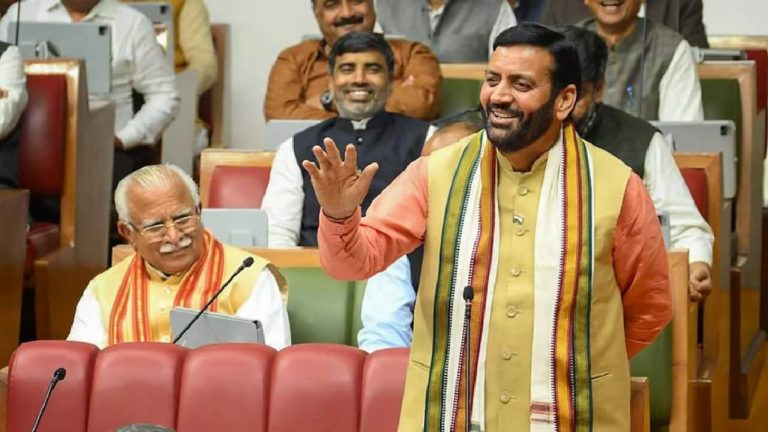 Reservation: సంచలన నిర్ణయం.. పోలీసు, మైనింగ్ గార్డ్ ఉద్యోగాల్లో వారికి 10 శాతం రిజర్వేషన్..