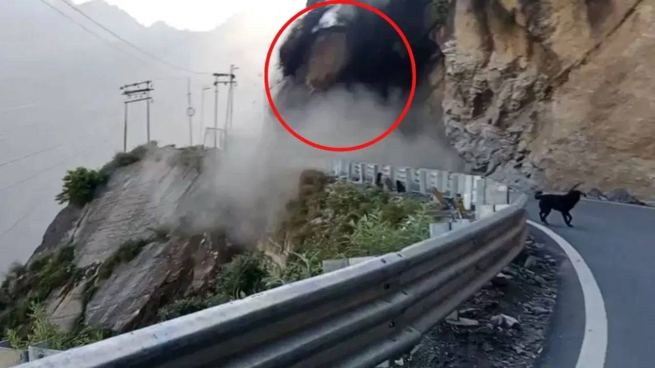 Uttarakhand : బద్రీనాథ్ హైవే మూత.. జోషిమఠ్‌లో చిక్కుకున్న 3 వేల మంది యాత్రికులు