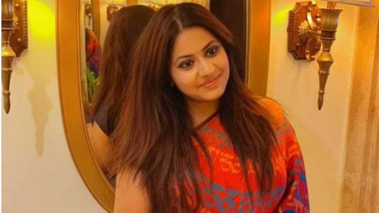 IAS Pooja Khedkar:  తుపాకీతో రైతులను బెదిరించిన కేసు.. ఐఏఎస్ పూజా ఖేద్కర్ తల్లిదండ్రులపై ఎఫ్ఐఆర్