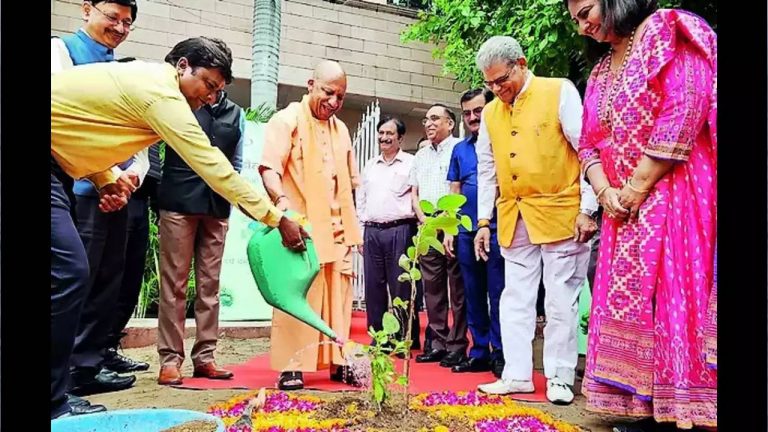 UP News:  నేడు యూపీలో ‘పెడ్ లగావో-పెడ్ బచావో జన్ అభియాన్-2024 ‘..36.50కోట్ల మొక్కలు నాటే కార్యక్రమం