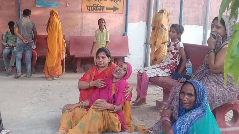 Uttar Pradesh : ఘోర ప్రమాదం..  నీటిలో మునిగి ఐదుగురు మృతి.. మరొకరి పరిస్థితి విషమం