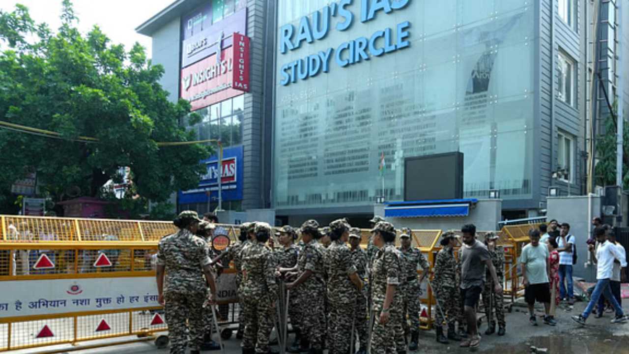 Delhi Incident : ఢిల్లీ కోచింగ్ సెంటర్ ప్రమాదం.. యజమానితో సహా మరో ఐదుగురి అరెస్ట్