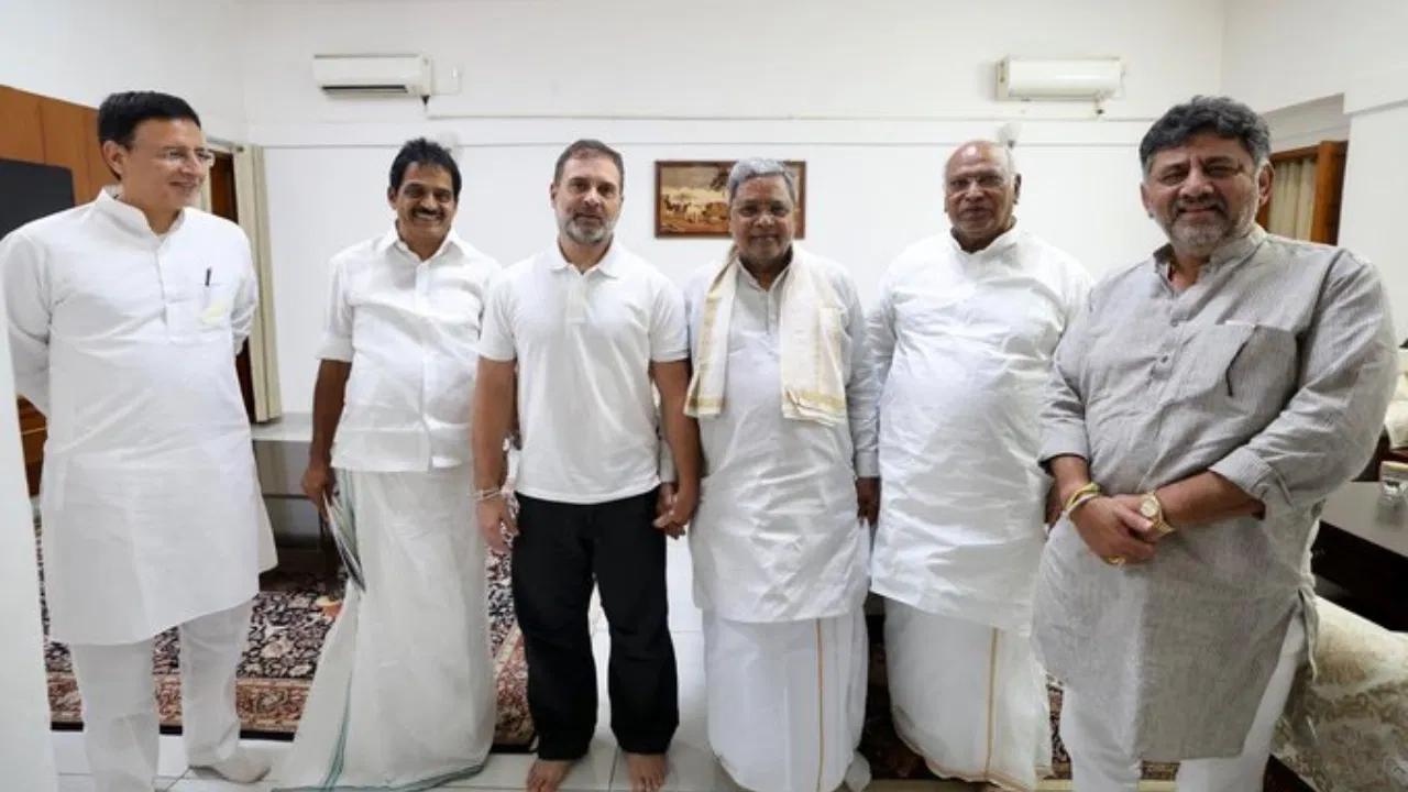 Congress : సిద్ధరామయ్య-డీకే శివకుమార్‌తో కాంగ్రెస్‌ హైకమాండ్‌ భేటీ