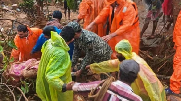 Wayanad Landslides : 158కి చేరిన కేరళ మృతుల సంఖ్య.. రేపు వయనాడ్ కు రాహుల్, ప్రియాంక