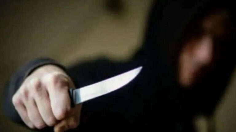 Madhyapradesh : రెండో పెళ్లి చేసుకున్న తండ్రి..13సార్లు కత్తితో పొడిచి చంపిన కొడుకు