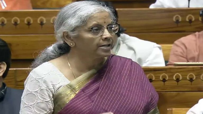 Nirmala sitharaman: రాష్ట్రం పేరు చదవకపోతే నిధులు ఇవ్వలేనట్లేనా? విపక్షాలపై నిర్మలమ్మ ఆగ్రహం