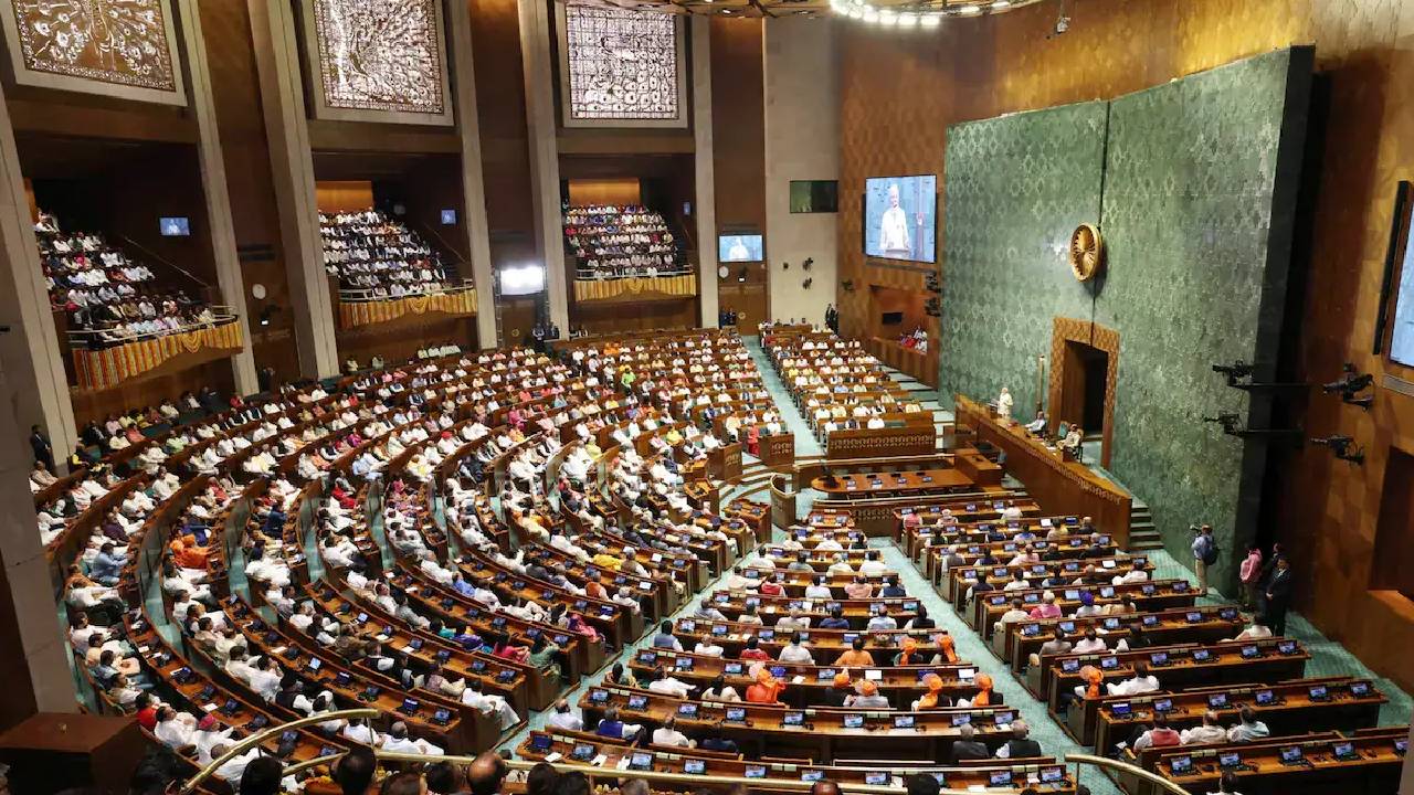 Parliament: పార్లమెంట్ సమావేశాలకు ముందు నేడు అఖిలపక్ష సమావేశం… 23న బడ్జెట్‌