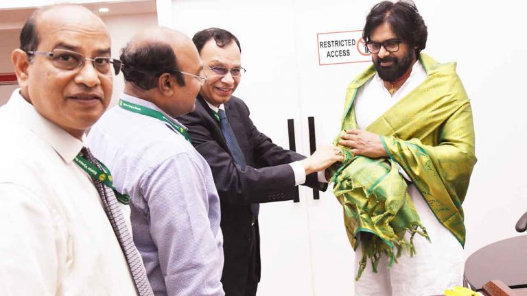 Deputy CM Pawan Kalyan: గ్రామాల అభివృద్ధిలో స్వచ్ఛంద భాగస్వామ్యం.. స్వాగతించిన పవన్‌