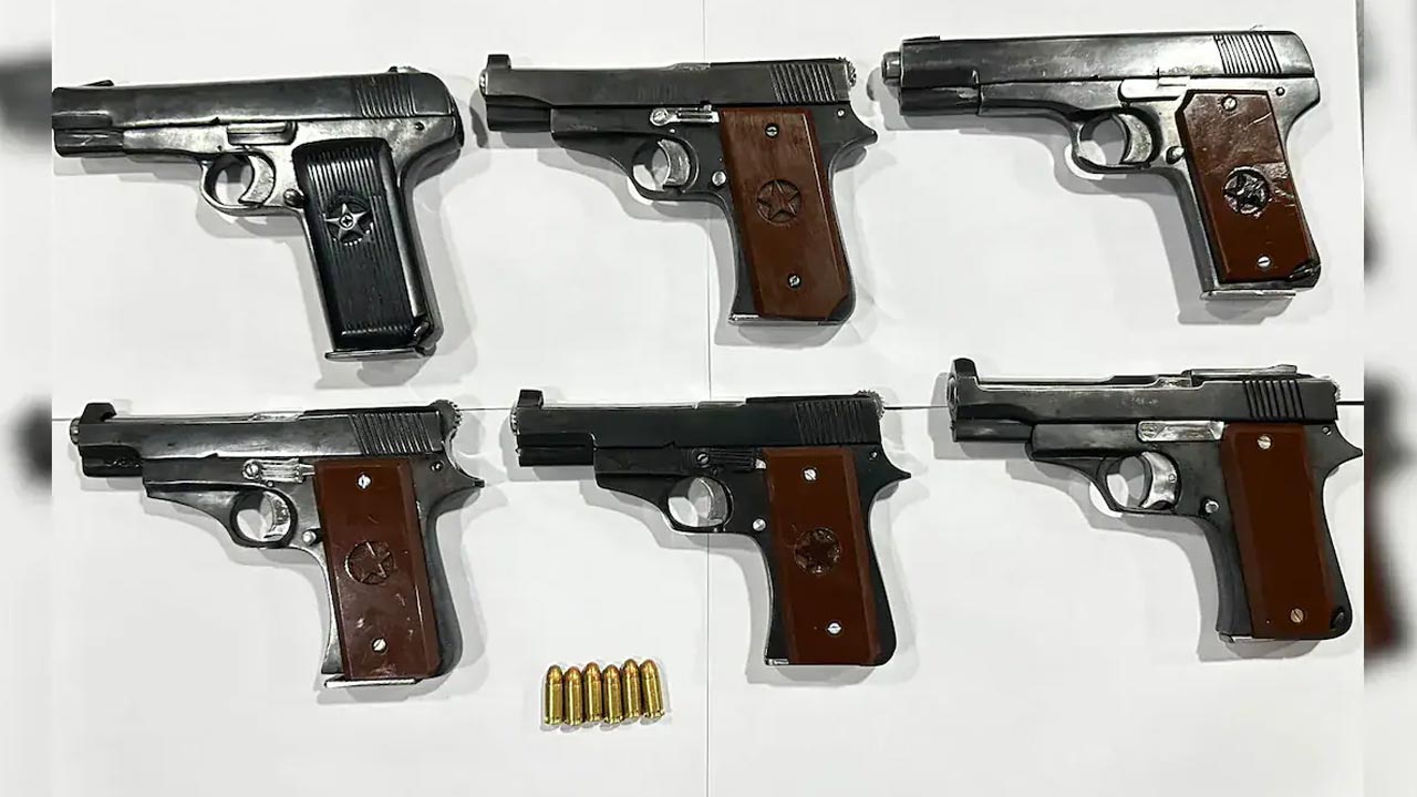 Punjab: పంజాబ్⁭లో ఆయుధ స్మగ్లింగ్ రాకెట్⁭ను ఛేదించిన పోలీసులు..