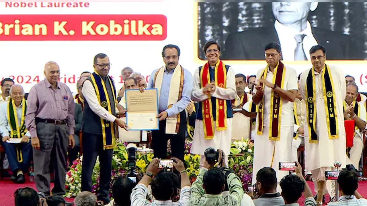 ISRO somanath: ఐఐటీ మద్రాస్ నుంచి పీహెచ్‌‌డీ పట్టా అందుకున్న ఇస్రో చైర్మన్
