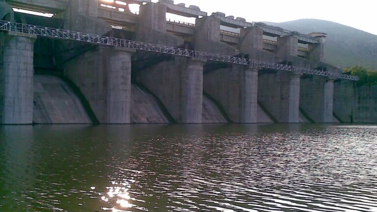 Somasila Project: సోమశిల జలాశయాన్ని పరిశీలించిన మంత్రులు