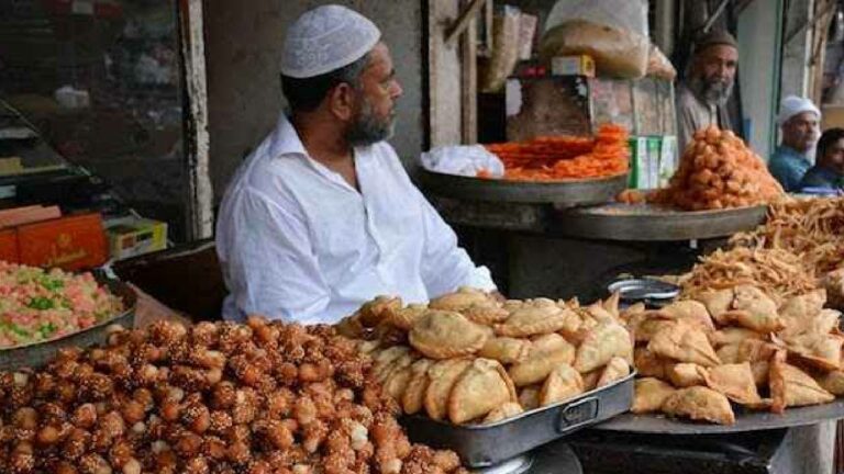 Winter Foods to Eat: చల్లగా ఉందని వేడి వేడిగా బజ్జీలు, పకోడీలు చిరుతిళ్లు లాగిస్తున్నారా?