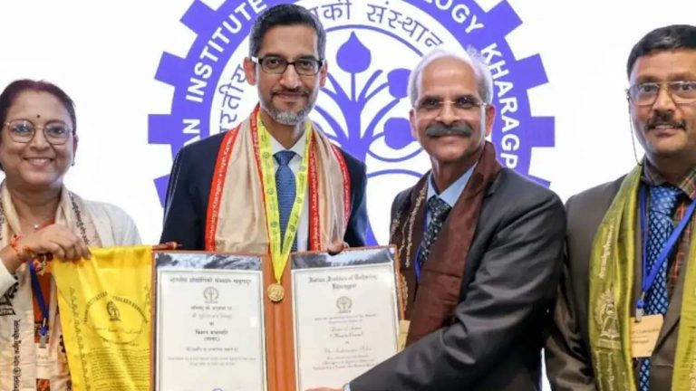 Sundar pichai: డాక్టరేట్ పట్టా అందుకున్న గూగుల్ సీఈవో