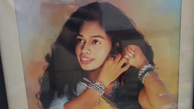 Tollywood: టాలీవుడ్లో విషాదం.. లేడీ యువ నిర్మాత ఆత్మహత్య.. పురుగులు పట్టేసిన స్థితిలో శవం?