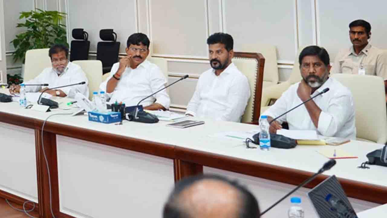 TG Cabinet: భూమిలేనివారికి రూ.6 వేలు.. తెలంగాణ కేబినెట్‌ కీలక నిర్ణయాలు