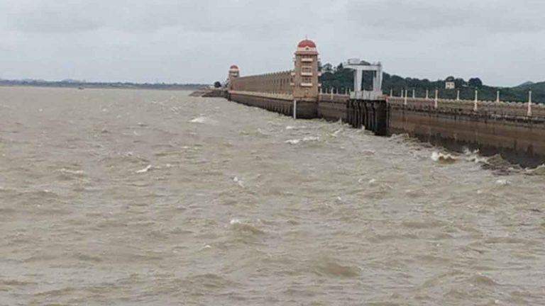 Tungabhadra Dam: మళ్లీ నిండిన తుంగభద్ర డ్యామ్.. ఇవాళ గేట్లు ఎత్తనున్న అధికారులు