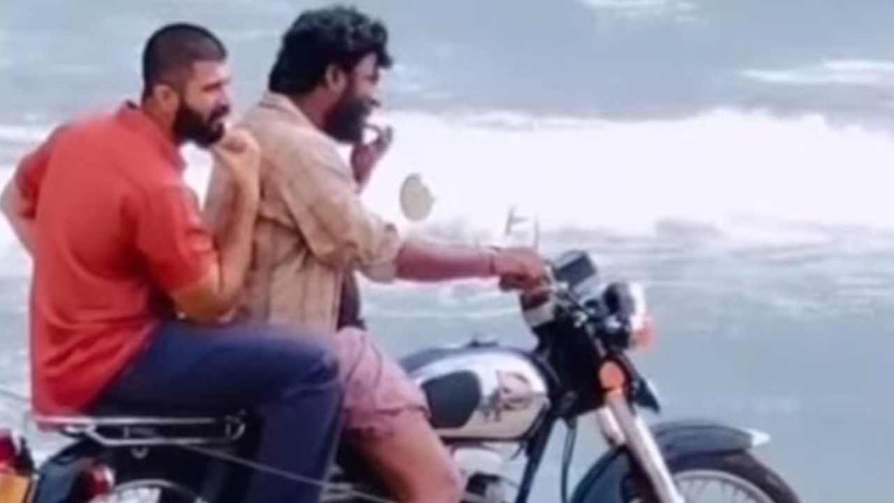 Vijay Devarakonda Photo: ఎలా ఉండే వాడు, ఎలా అయ్యాడు.. విజయ్ దేవరకొండను గుర్తుపట్టడం కష్టమే!