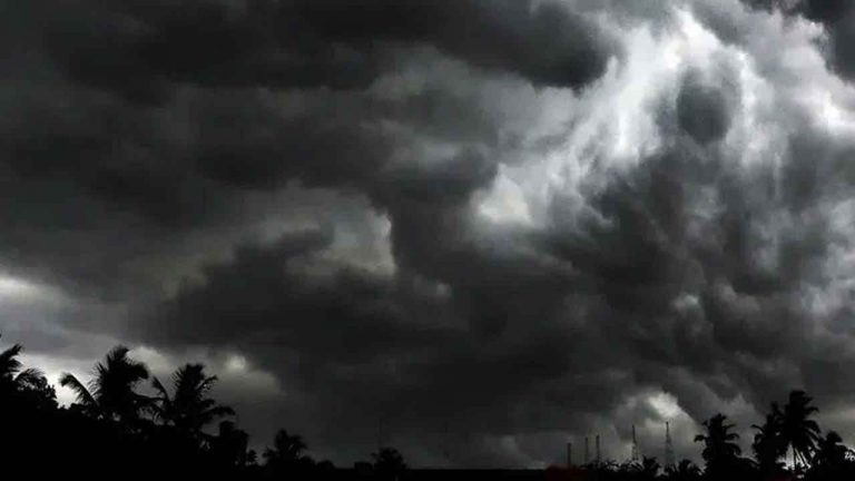 AP-Telangana: రాష్ట్రాలకు రెయిన్ అలర్ట్.. నాలుగు రోజుల పాటు భారీ వర్షాలు..