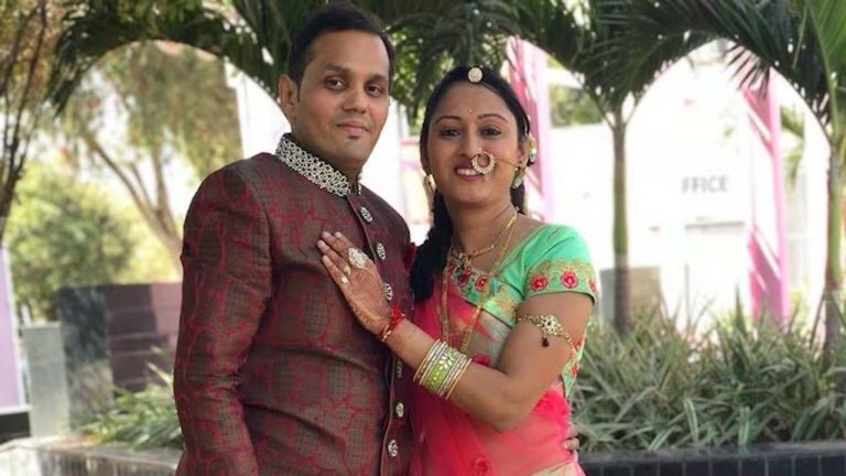 Australia: ఘోరం.. రైలు ఢీకొని భారతీయ టెకీ, కుమార్తె మృతి