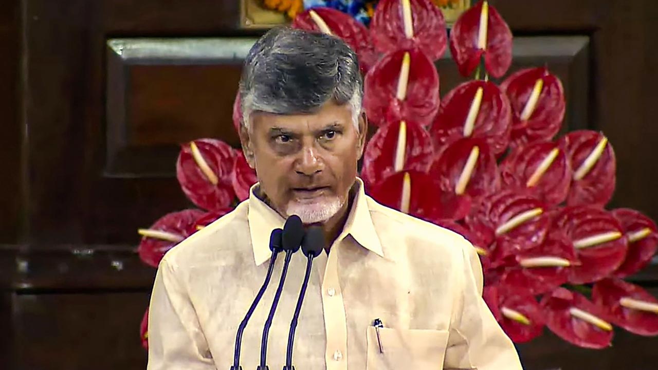 Chandrababu Delhi Tour: ఢిల్లీ పర్యటనలో ప్రస్తావించాల్సిన అంశాలపై సీఎం చంద్రబాబు కసరత్తు..