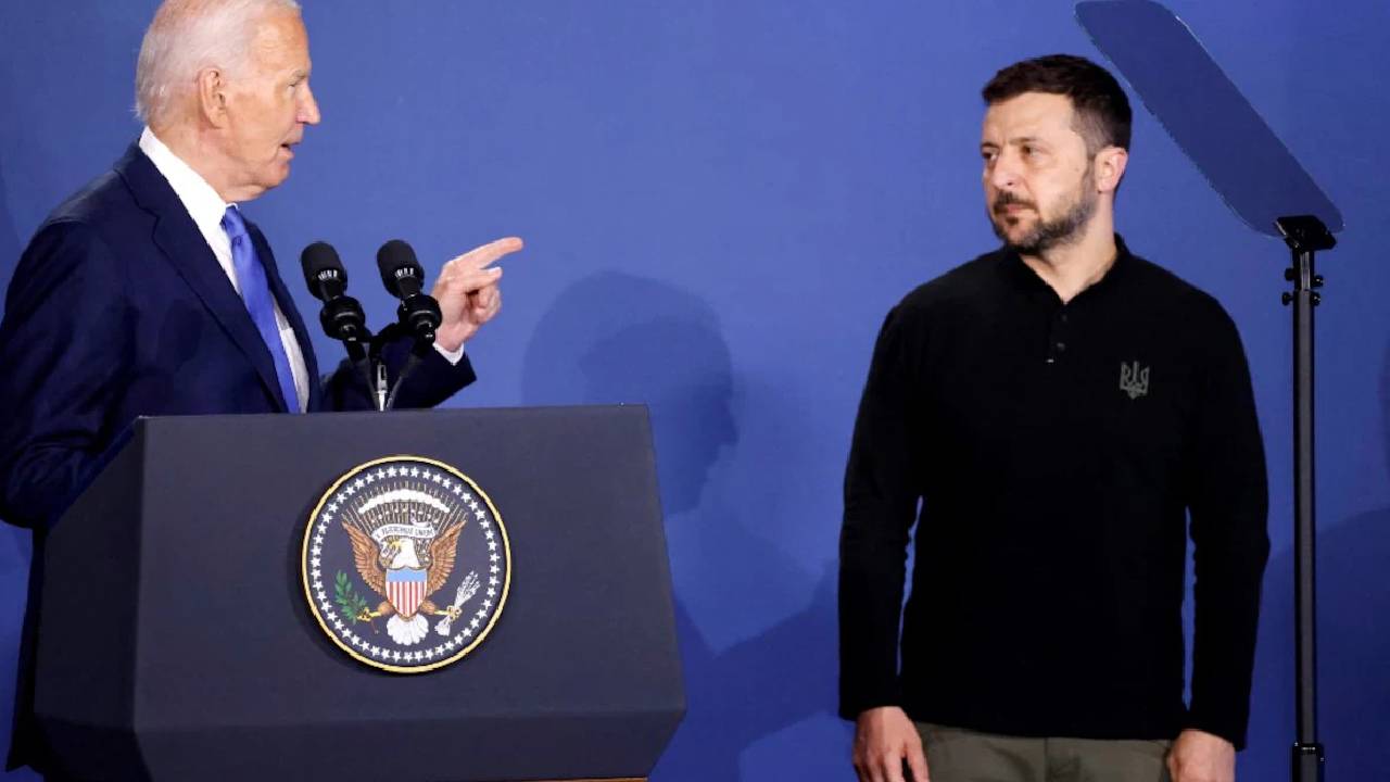 Joe Biden: మరోసారి “తప్పు”లో కాలేసిన జో బైడెన్.. జెలెన్ స్కీని పుతిన్‌గా సంబోధన..