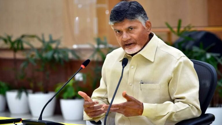 AP CM Chandrababu: తప్పు చేసిన పోలీసులు ఏ స్థాయిలో ఉన్నా క్షమించేది లేదు