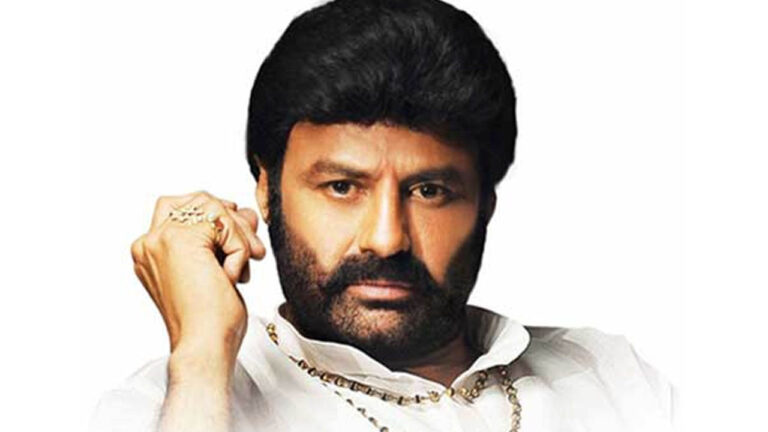 Balakrishna: అక్కా చెల్లెళ్లతో బాలయ్య రాఖీ సంబరాలు