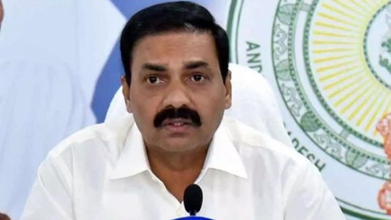 Kakani Govardhan Reddy: వైసీపీ నేతల మీద దాడులు పెరిగిపోతున్నాయి.. పోలీసులు ఎక్కడ..?