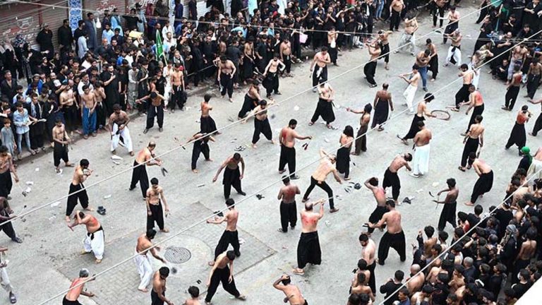 Youm-E-Ashoora: తెలంగాణ వ్యాప్తంగా ‘యుమ్-ఇ అషూరా’ను జరుపుకున్న ముస్లింలు