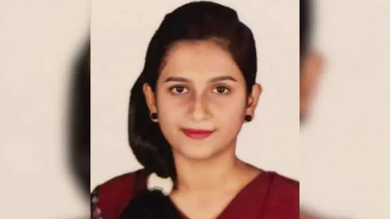 Boyfriend Kills Woman: 20 ఏళ్ల యువతిని కత్తితో పొడిచి హత్య చేసిన బాయ్‌ఫ్రెండ్..