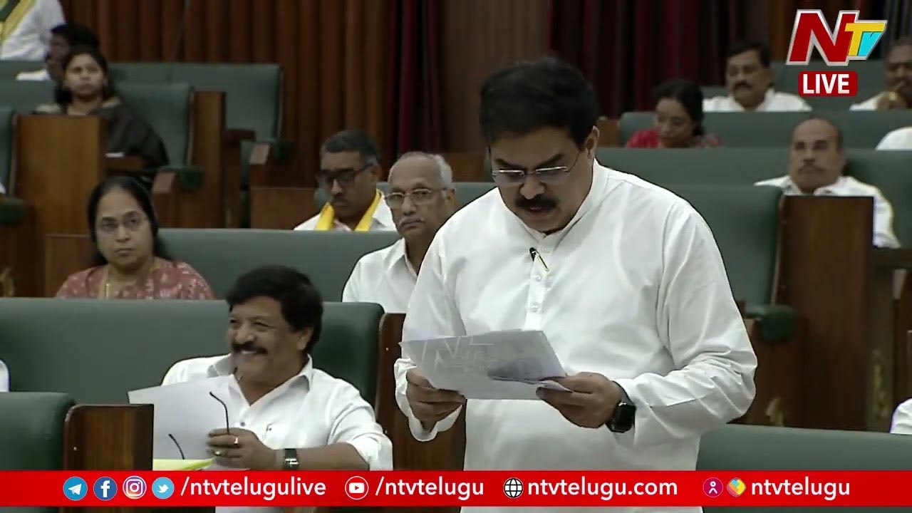 Nadendla Manohar: ఉచిత గ్యాస్ సిలిండర్లను రాష్ట్ర ప్రభుత్వం అందించడం లేదు..