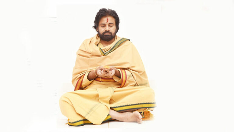 Pawan Kalyan: సమాజ క్షేమం కోసం పవన్ కళ్యాణ్ సూర్యారాధన