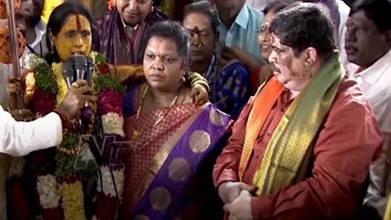 Ponnam Prabhakar: అమ్మవారు విగ్రహం ఏర్పాటుపై  సీఎం, క్యాబినెట్ నిర్ణయం తీసుకుంటుంది..