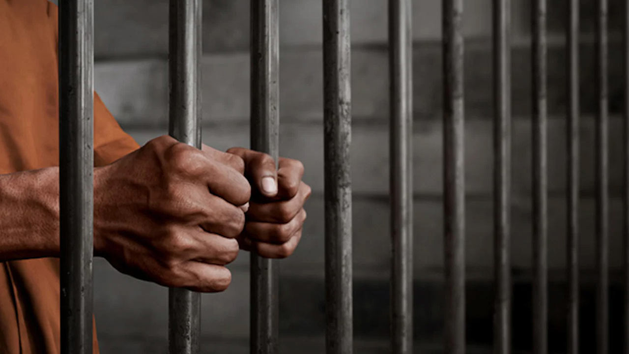 Amnesty for Prisoners : 213 మంది ఖైదీల‌కు క్ష‌మాభిక్ష‌…