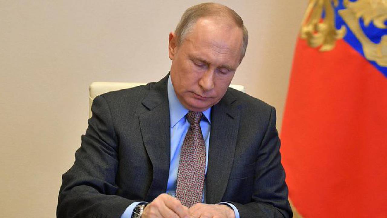 Hathras stampede: హత్రాస్ తొక్కిసలాటపై రష్యా అధినేత పుతిన్ సంతాపం..